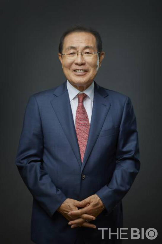 윤동한 한국콜마 강원 랜드 바카라 (출처 : 한국콜마)