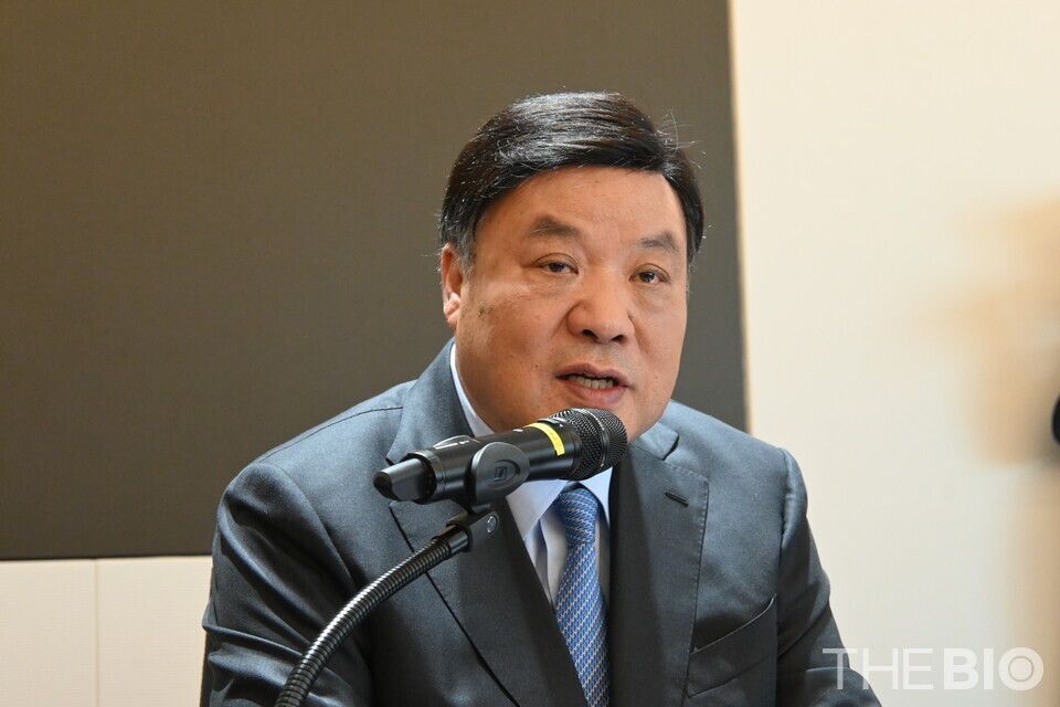 바카라 카지노 Jung-jin, Chairman of 바카라 카지노 Group (Source: 바카라 카지노)