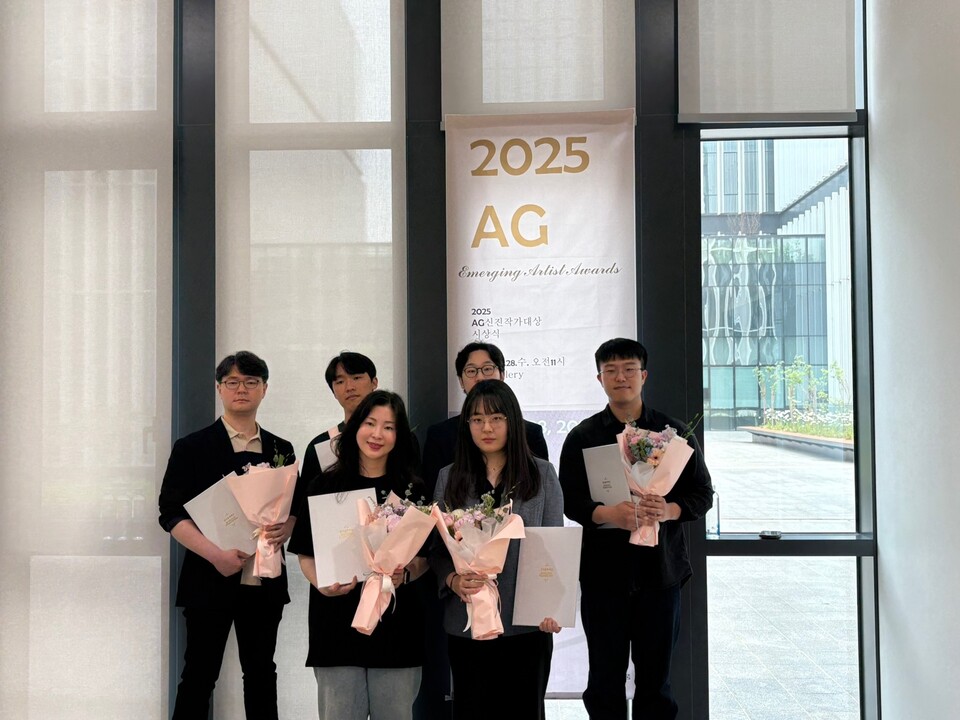 (사진 뒷줄 왼쪽부터 시계방향) 김형욱, 김기태, 장현호, 한동국, 황정현, 유아영 바카라사이트 쿠폰 (출처 : 바카라사이트 쿠폰)