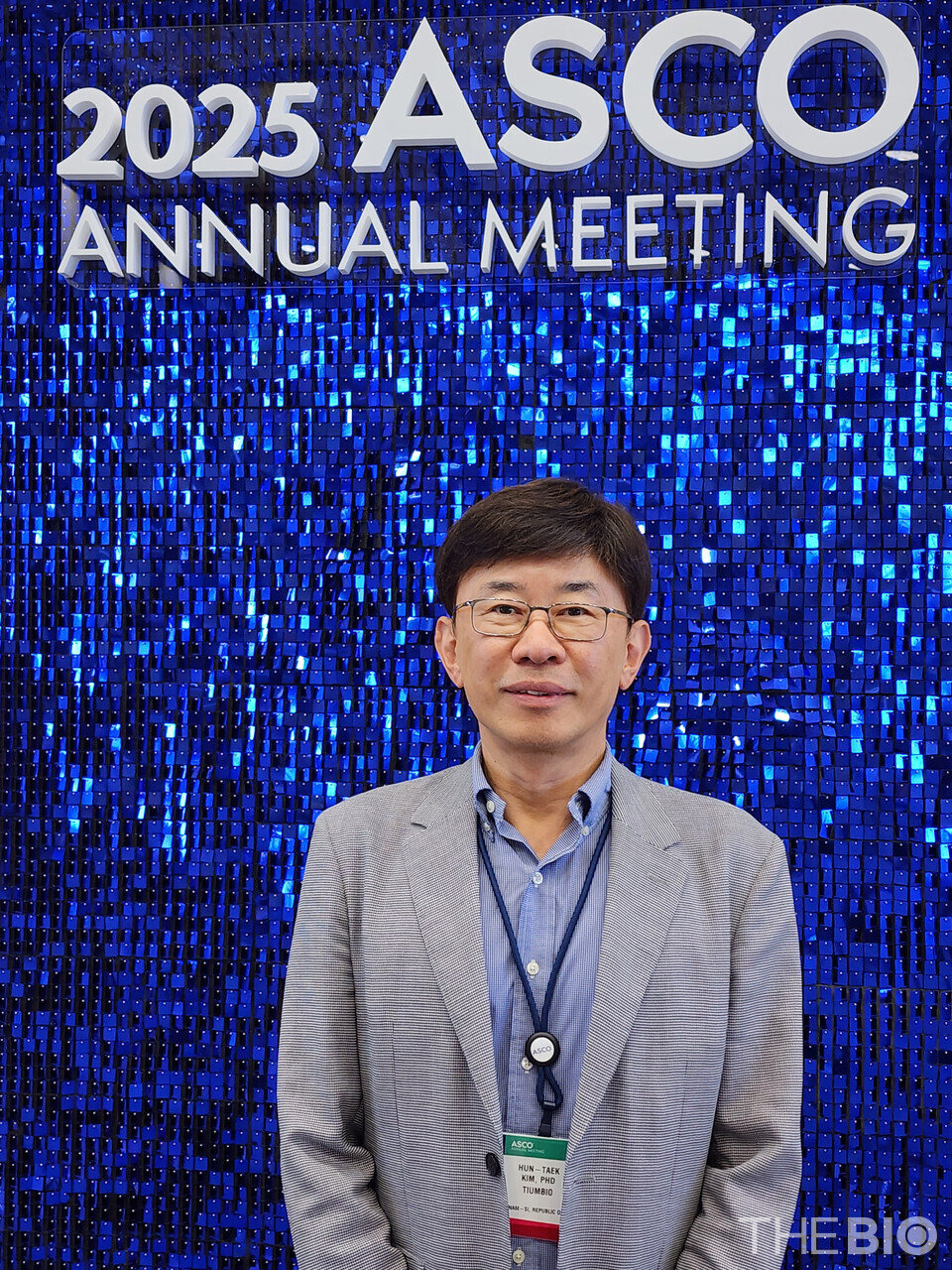 김훈택 티움메이저 바카라 사이트 대표이사가 미국 시카고에서 열린 ASCO 2025 현장에서 더메이저 바카라 사이트와 인터뷰를 하고 있다.(더메이저 바카라 사이트 자료)