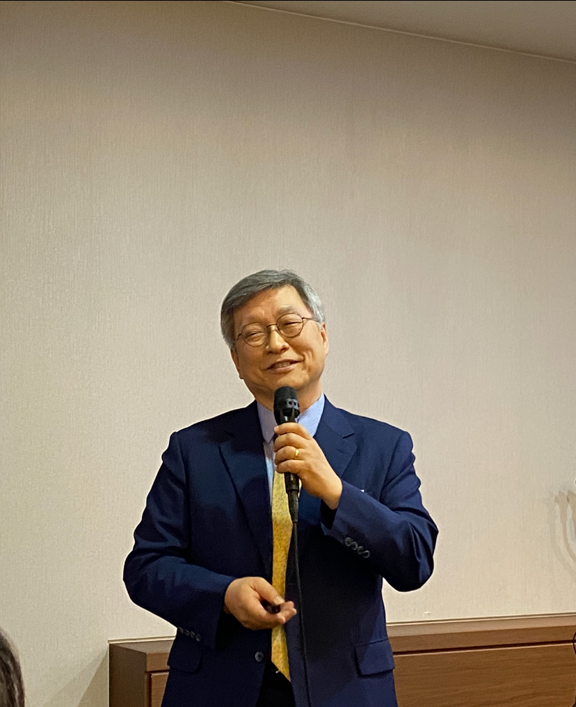 최진섭 연세암병원 병원장은 17일 오후 열린 기자간담회에서 “올 하반기 중입자피망 바카라기를 완전 가동해 신약 피망 바카라, 중개 연구, 다학제 진료, 로봇 수술 등 전방위 암 피망 바카라 시스템을 갖추겠다”고 밝혔다. (사진 : 유수인 기자)