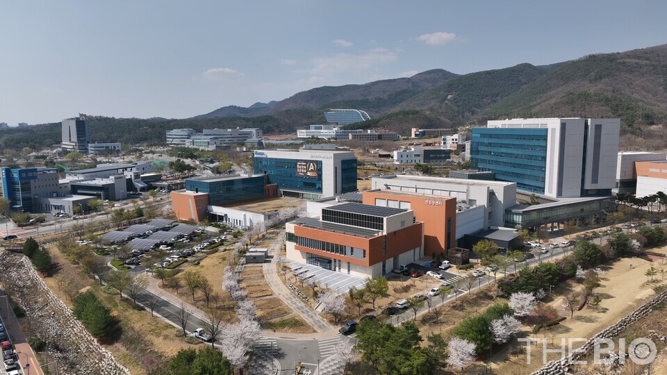 케이메디허브가 '제23회 인터비즈 바이오 파트너링&투자포럼 2025'에서 혁신 바이오헬스 기술을 선보인다. 사진은 케이메디허브 전경 (출처 : 케이메디허브)