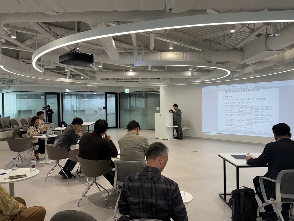 K-MEDI hub가 에볼루션 바카라사이트 로봇 등 에볼루션 바카라사이트 전기기기에 대한 국가표준 개정안을 식품의약품안전처에 제출했다. (출처 : 케이메디허브)