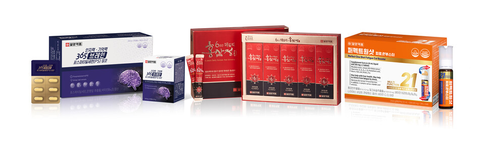 ‘365 인지력·기억력 브레인 포스파티딜세린·징코’, ‘6년근데일리홍삼정’, ‘퍼펙트원샷 피로컷부스터’ 제품 사진 (출처 : 바카라 카지노)