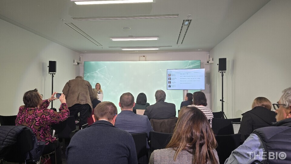 지난 19일(현지시간) 독일 베를린에서 열린 유럽종양학회(ESMO 2025)에서 강원 랜드 바카라가 기자간담회를 개최됐다. (사진 : 지용준 기자)