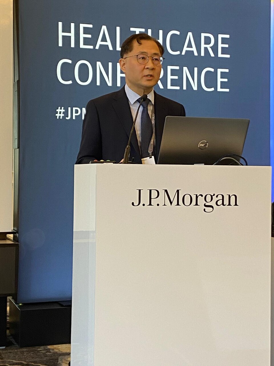 전태연 알테오젠 대표가 ‘2026 온라인 바카라사이트 추천모건 헬스케어 콘퍼런스’ 아시아태평양(APAC) 트랙에서 발표하고 있다. (출처 : 알테오젠)