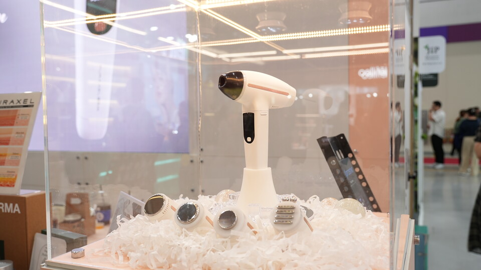 라메디텍의 ‘퓨라셀미인’ 전시 모습 (출처 : 라메디텍)